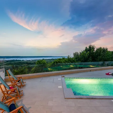 Villa Lubey Zadarvillas *