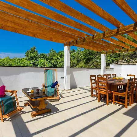 Villa Lubey Zadarvillas Ljubač