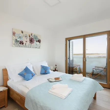 Lubey Zadarvillas 别墅