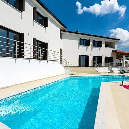 Lubey Zadarvillas 别墅