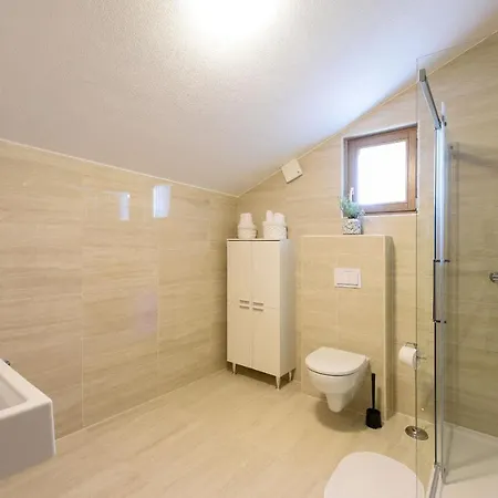 ヴィラ Lubey Zadarvillas Ljubač
