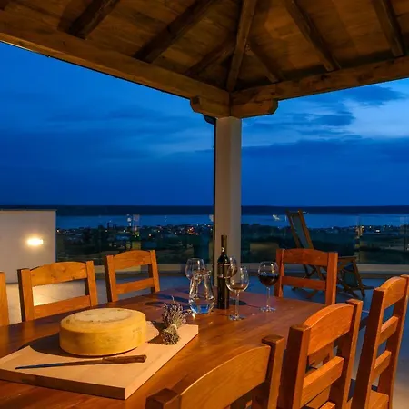 Villa Lubey Zadarvillas Ljubač