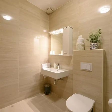 Lubey Zadarvillas