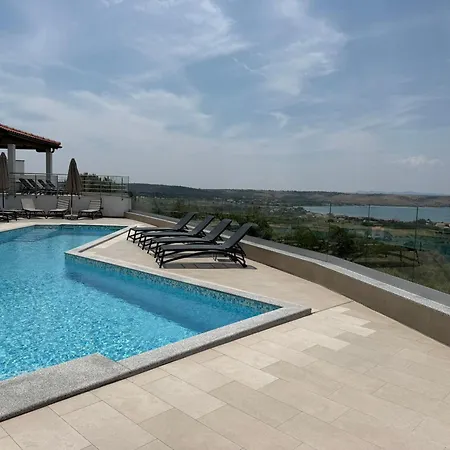 Lubey Zadarvillas 别墅 Ljubač